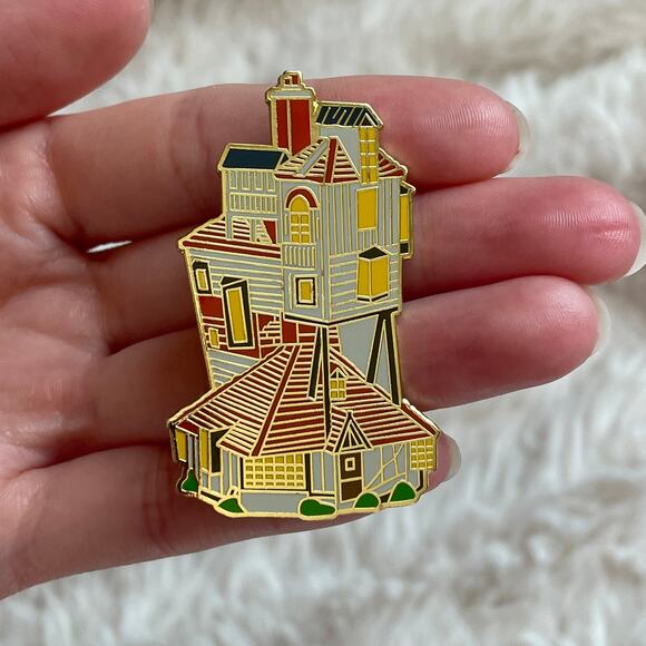 Harry Potter The Burrow Ron Weasley House Hard Enamel Pins 426 - Picture 4 of 4